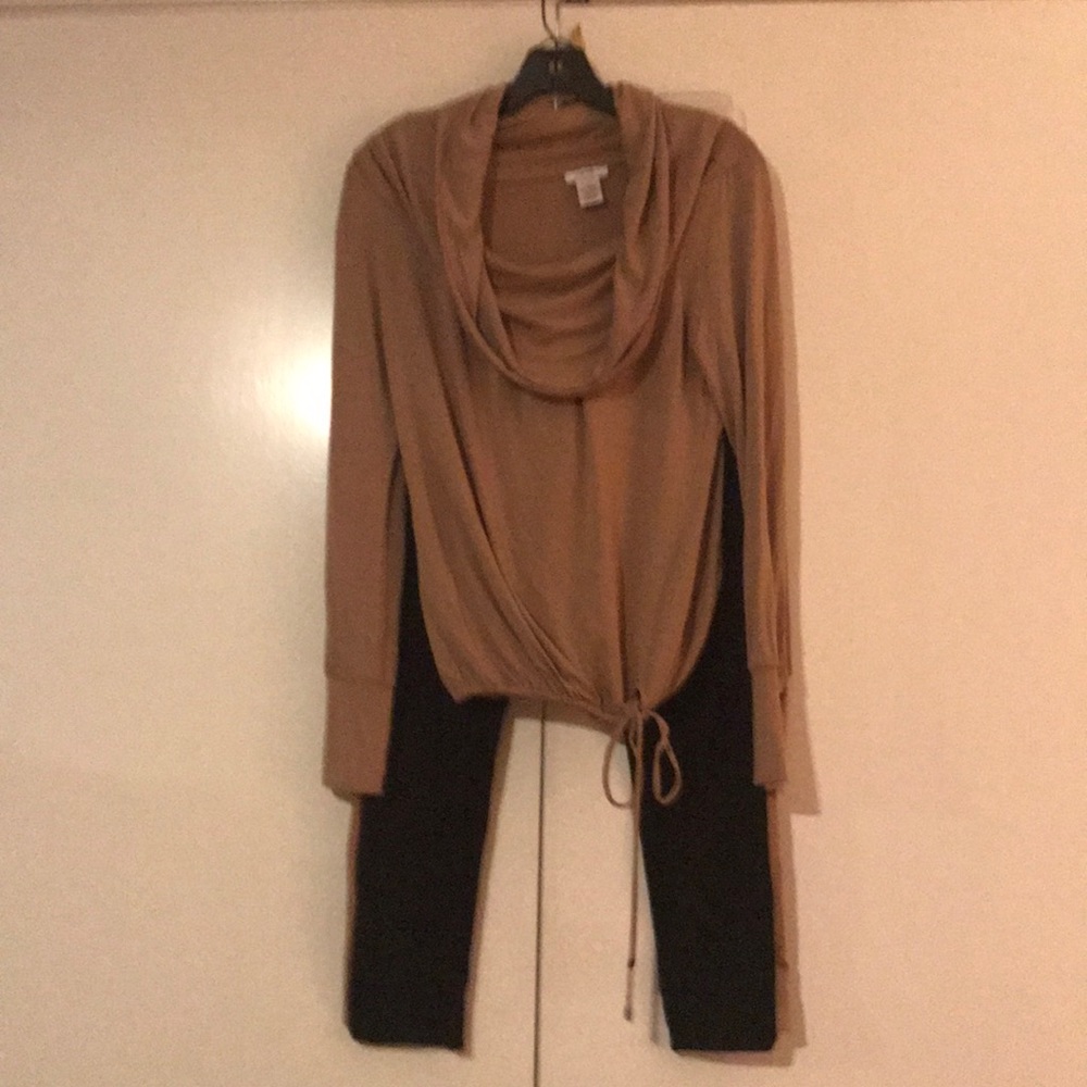 Cache cruise wear cowl neck top/elastic waist pant